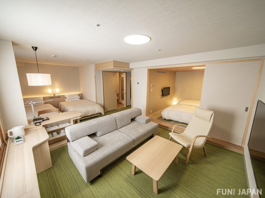 โรงแรม Kurashiki Ivy Square กับรูปลักษณ์ภายนอกอันงดงามของผนังอิฐแดงและเถาไม้เลื้อยที่ปกคลุม